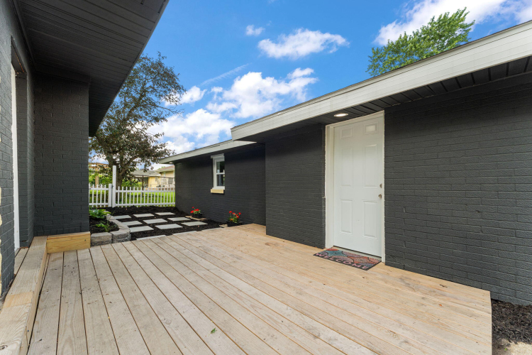 Listing Image 45