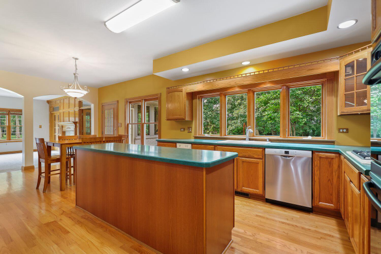 Listing Image 21