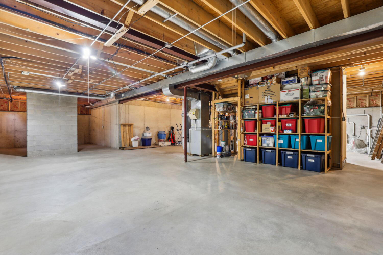Listing Image 41