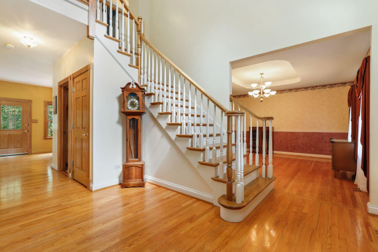 Listing Image 9