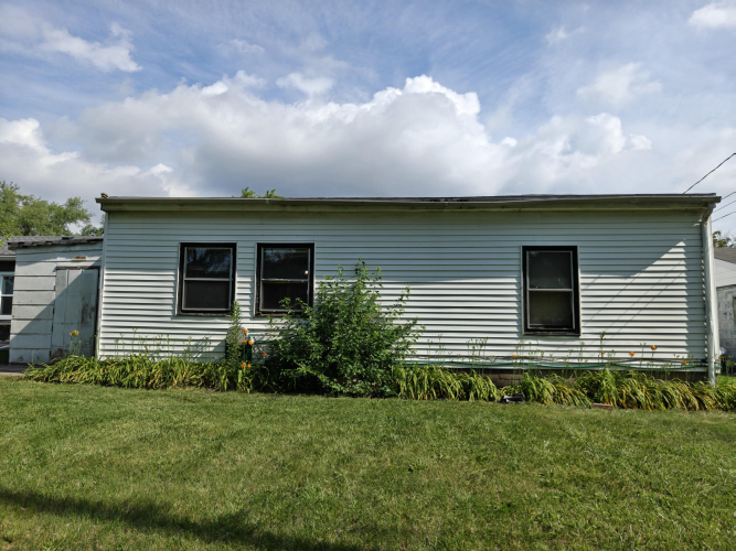 Listing Image 24