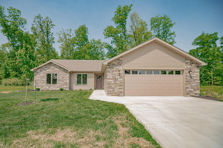 544 S Valley River Drive Columbia City, IN 46725 | MLS 202300751