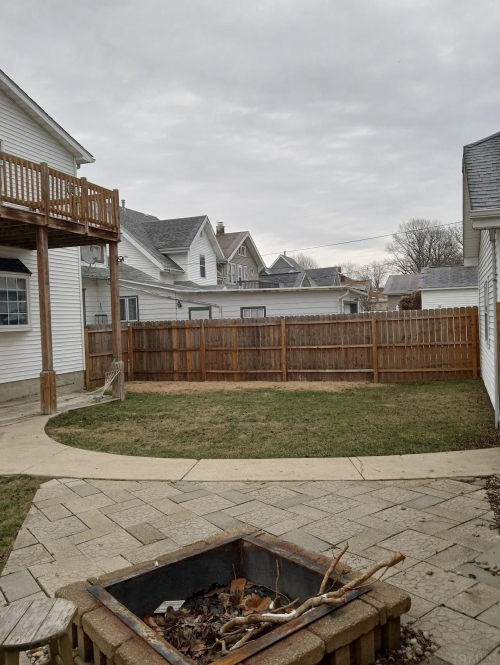 Listing Image 3
