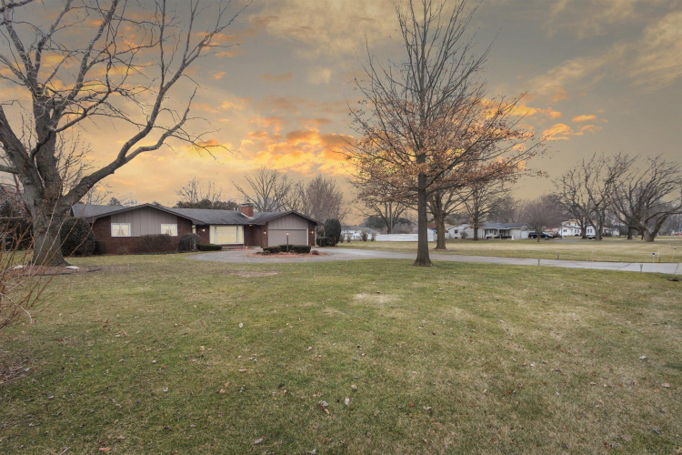 58270 State Road 15 Goshen IN 46528 MLS 202305565