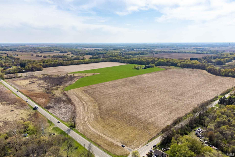 64300  Thorn Road North Liberty, IN 46554-9732 | MLS 202316825