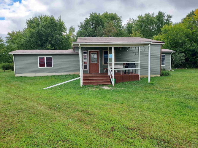 12655 E State Road 114  Akron, IN 46910-9455 | MLS 202340040