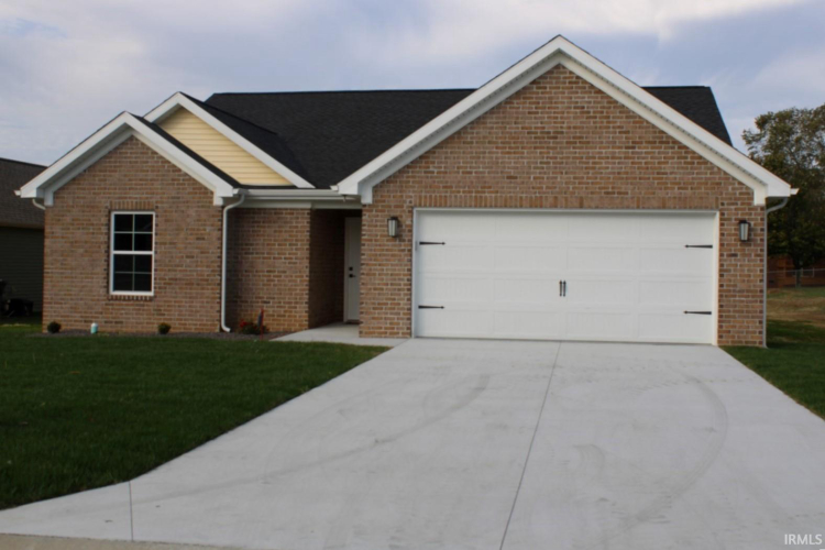 2614 W Susan Drive Princeton, IN 47670 | MLS 202345061