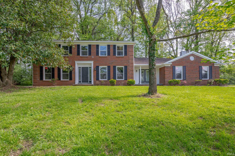 1011 E Boonville New Harmony Road Evansville, IN 47725 | MLS 202345602