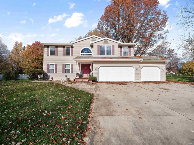 2470 S Paxton Drive Warsaw, IN 46580 | MLS 202403337