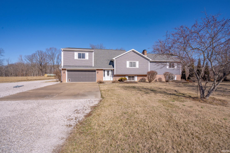 4500  Maxville Road Boonville, IN 47601 | MLS 202404852