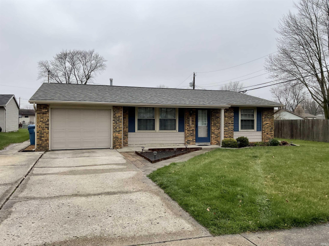 1614  Dundee Drive New Haven, IN 46774 | MLS 202410616