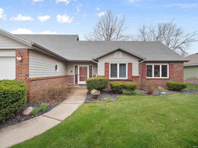 3802  Scarborough Drive New Haven, IN 46774 | MLS 202411591