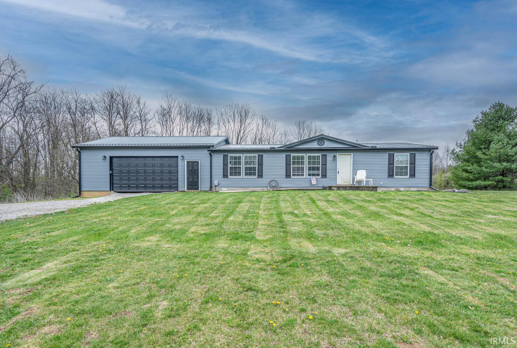 4880  Stansbury Place Spencer, IN 47460 | MLS 202411761
