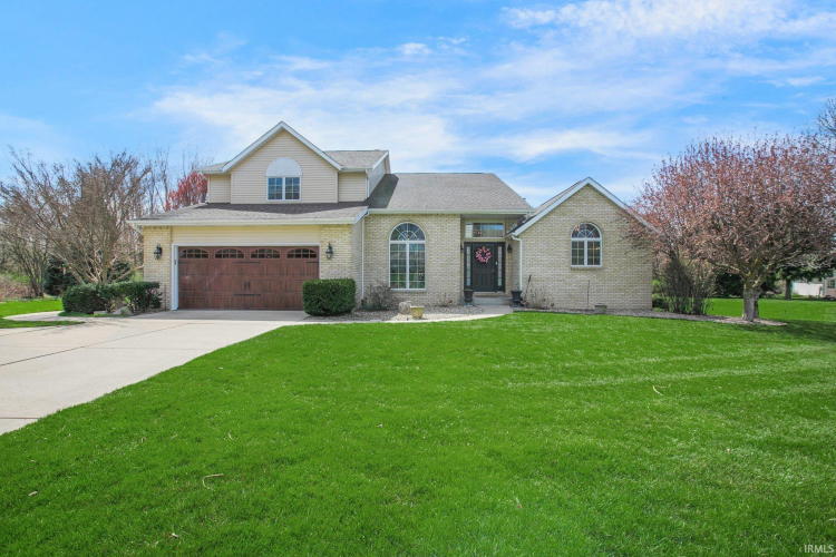 61637  Miami Meadows Court South Bend, IN 46614 | MLS 202412184