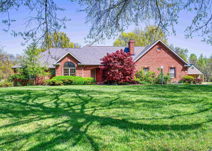 1212 E Boonville New Harmony Road Evansville, IN 47725 | MLS 202413082