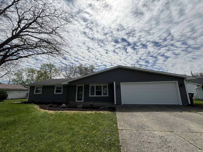 5014  Camelot Drive Fort Wayne, IN 46815 | MLS 202413286