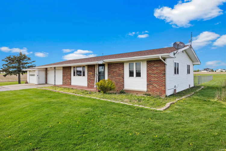 6237 E State Road 14 Road Columbia City, IN 46725 | MLS 202413496