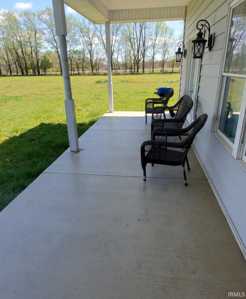 Listing Image 17