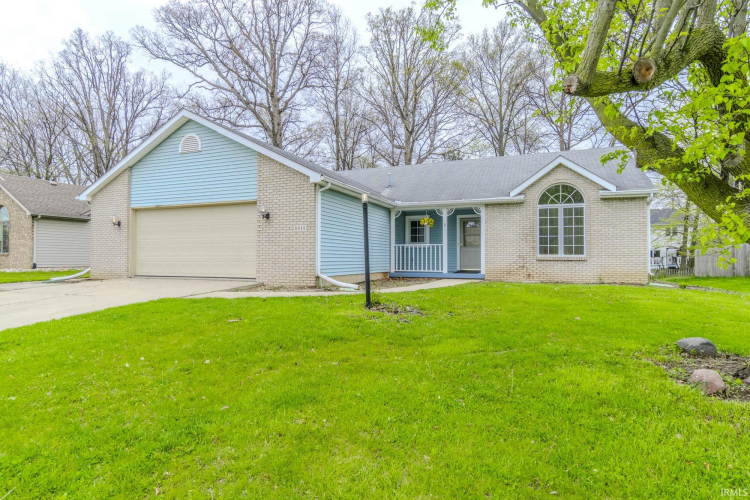 8019  Basswood Place Fort Wayne, IN 46835-4752 | MLS 202414095