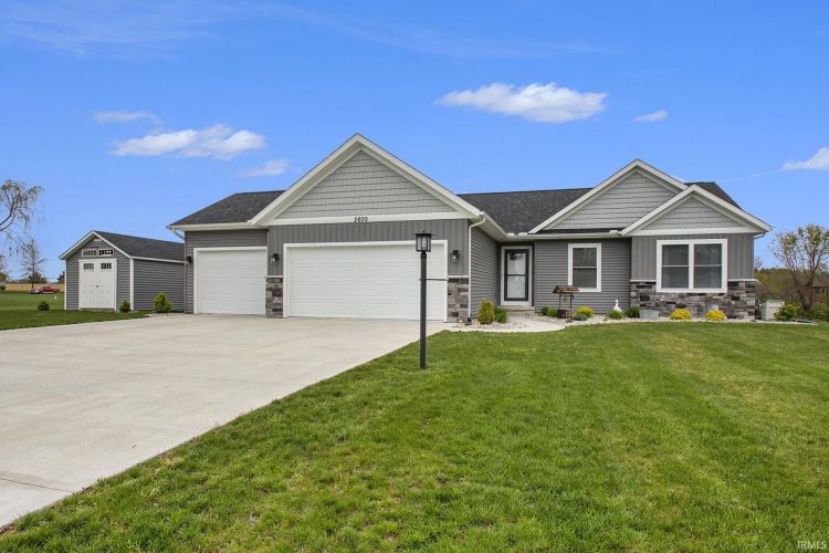 2600  Sage Drive Warsaw, IN 46582-6183 | MLS 202414114