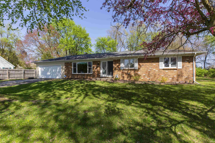 52750  Ironwood Road South Bend, IN 46635 | MLS 202414291