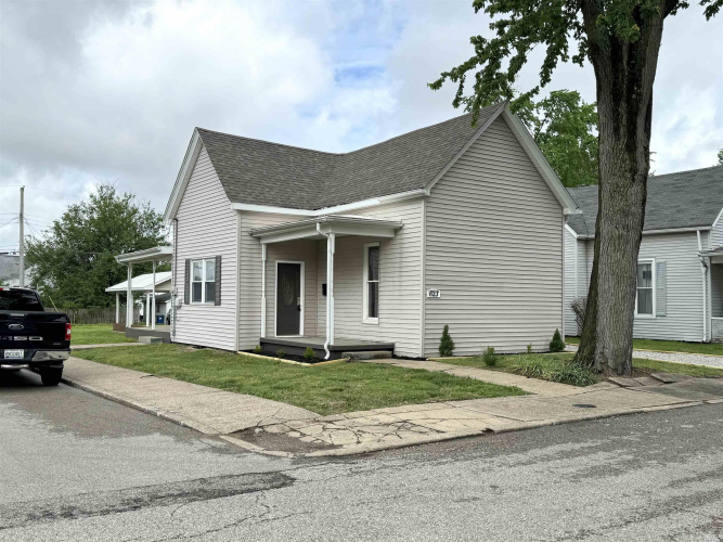 623 S Fourth Street Boonville, IN 47631 | MLS 202415482