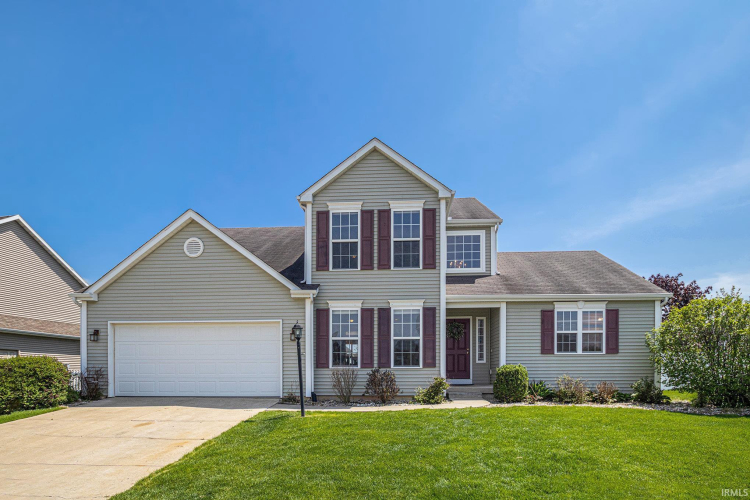 5722  Yellow Wood Drive South Bend, IN 46614-5566 | MLS 202415501