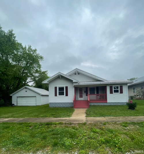 806 W 5th Street Bicknell, IN 47512 | MLS 202415968