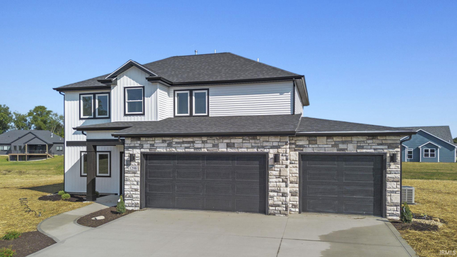 1298  Switchfoot Drive Huntertown, IN 46748-4807 | MLS 202416091