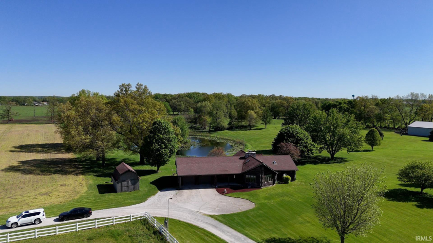 57958  County Road 35  Middlebury, IN 46540 | MLS 202416454