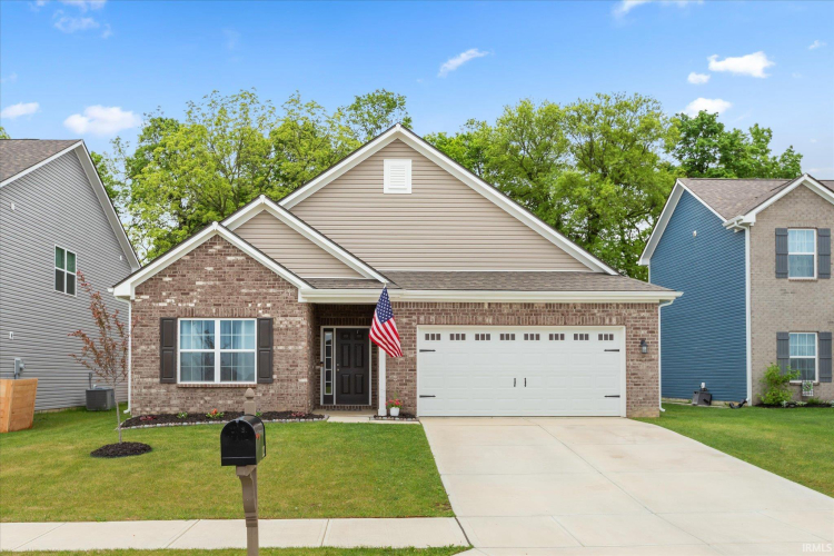 122  Winding Brook Way Pendleton, IN 46064-5514 | MLS 202417791