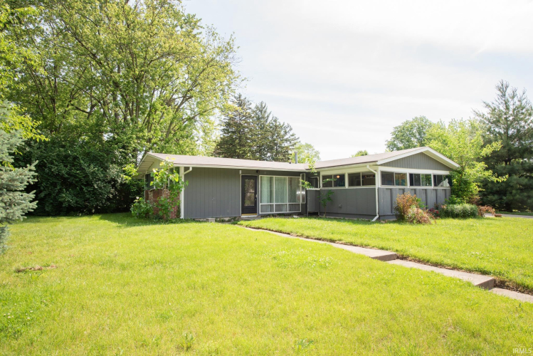 2309  Foxhall Drive Lafayette, IN 47909 | MLS 202417950