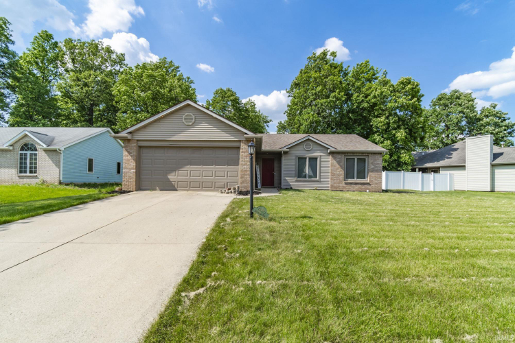 8025  Basswood Place Fort Wayne, IN 46835 | MLS 202418174