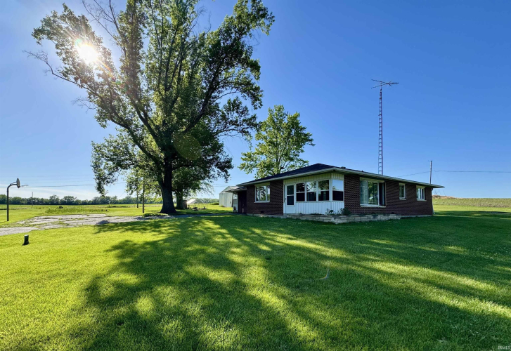 8048 N Shafer Drive Monticello, IN 47960 | MLS 202419637
