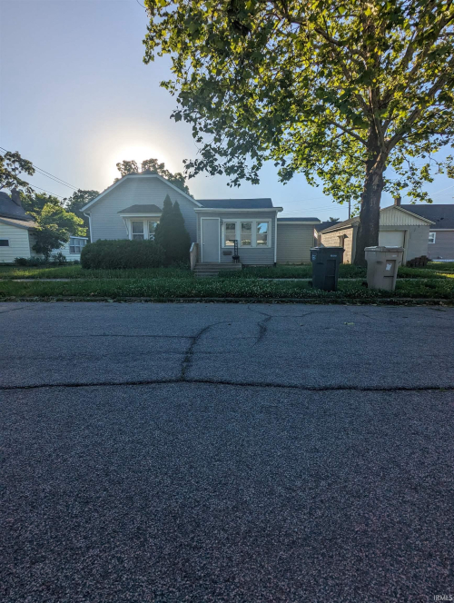 1116 S 34th Street South Bend, IN 46615 | MLS 202420454