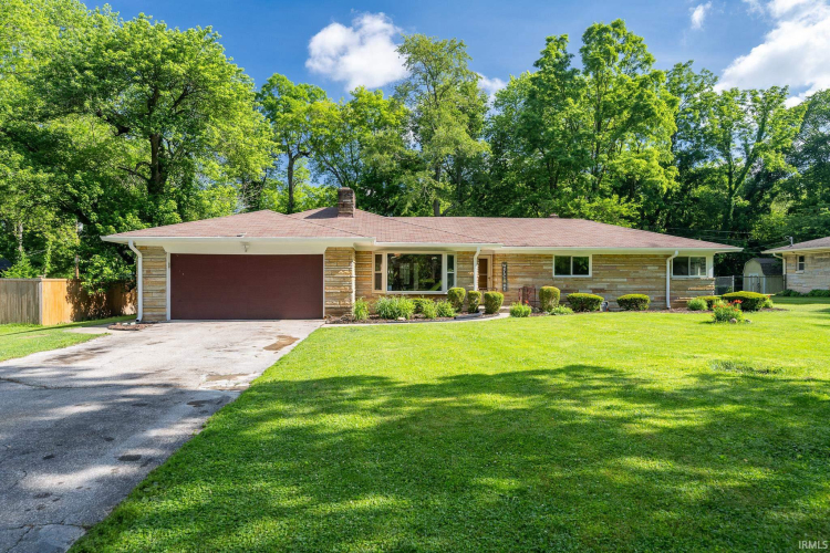 3620  Cheviot Place Indianapolis, IN 46205 | MLS 202420557