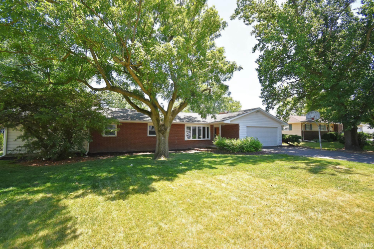 617 S Main Street Otterbein IN 479708546 (House For Sale) MLS 202421769