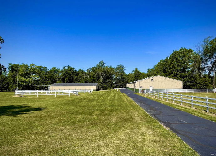 Listing Image 14