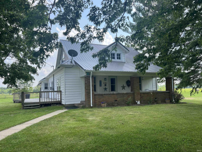 2151 E County Road 150 N  New Castle, IN 47362-9565 | MLS 202422571