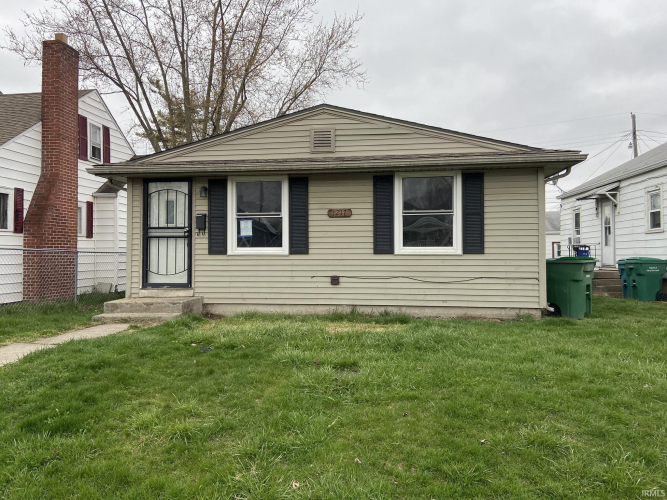 1217 S 23Rd Street New Castle, IN 47362-2422 | MLS 202423225