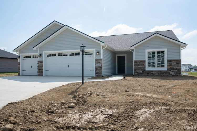 3418  Bruin Pass Auburn, IN 46706 | MLS 202423611