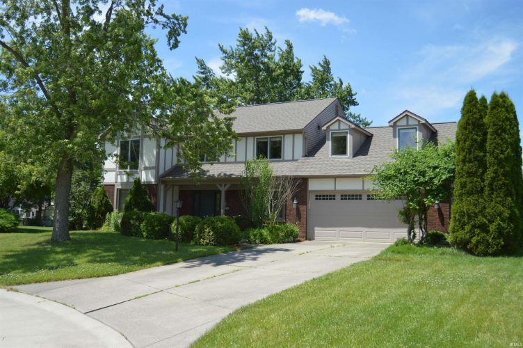 5409  Albany Court Fort Wayne, IN 46835 | MLS 202425000