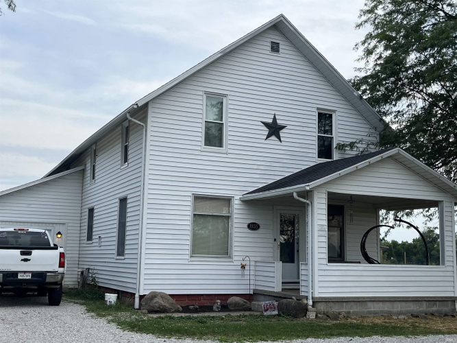 1935 W Business 30 Road Columbia City, IN 46725 | MLS 202425165