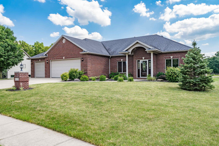 14210  Soaring Hawk Trail Hoagland, IN 46745 | MLS 202425490