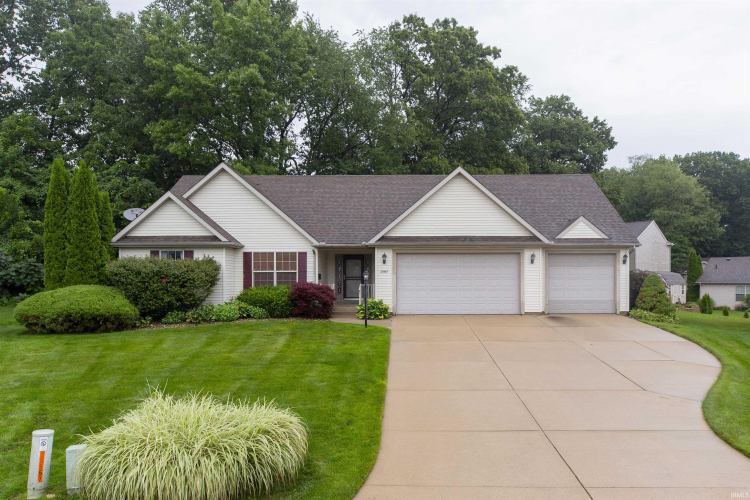 25557  Shady Tree Court South Bend, IN 46628 | MLS 202425517