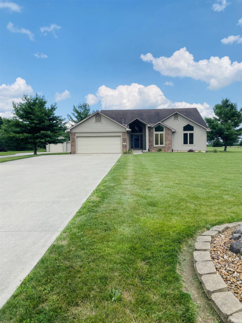 13015  Branstrator Road Yoder, IN 46798 | MLS 202425724