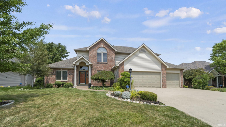 1026  Island Brooks Ln  Fort Wayne, IN 46845 | MLS 202426440