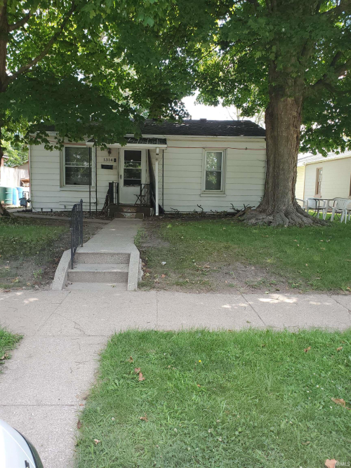 1314  Goodland Avenue South Bend, IN 46628 | MLS 202427146