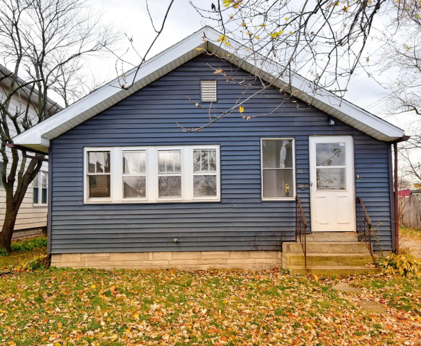 112 E Victoria Street South Bend, IN 46614-1141 | MLS 202427223