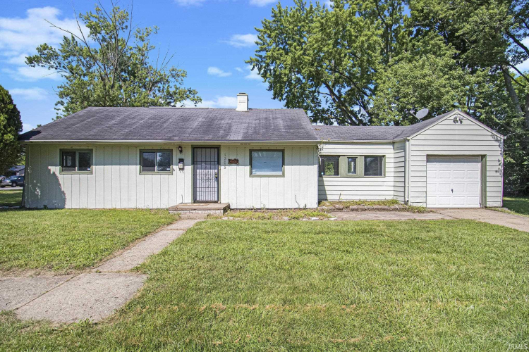 1205 N Lawrence Street South Bend, IN 46617 | MLS 202428002